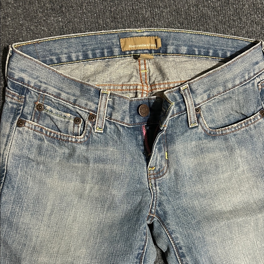 Abercrombie & Fitch Women’s Light Blue Slim Jeans